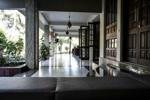 Luxury Villa With A Private Landscaped Garden