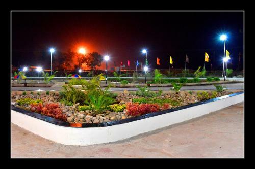 Hotel Mpt Highway Treat, Mandsaur
