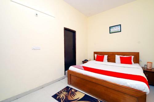 Oyo 8670 Hotel Usha Palace