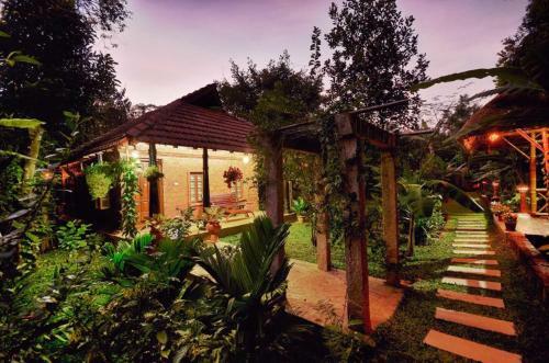Hotel Wild Woods Resort
