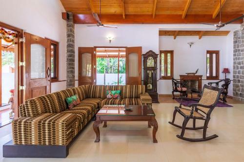 Amaranth Villa By Vista Room