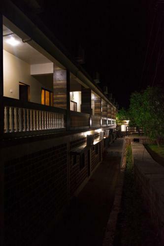 Hotel Mango Valley Resort Ganpatipule