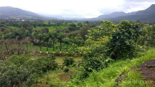 Hotel Giriraj Farm Hill Resort