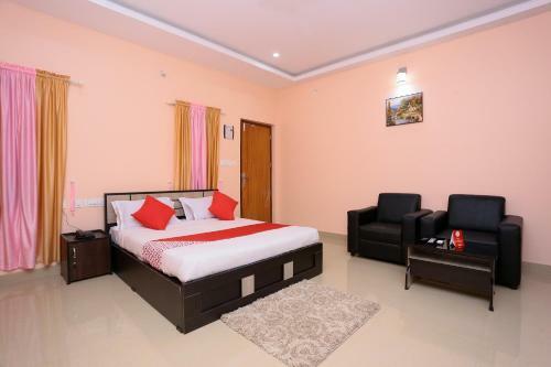 Hotel Oyo 22281 Reem Residency
