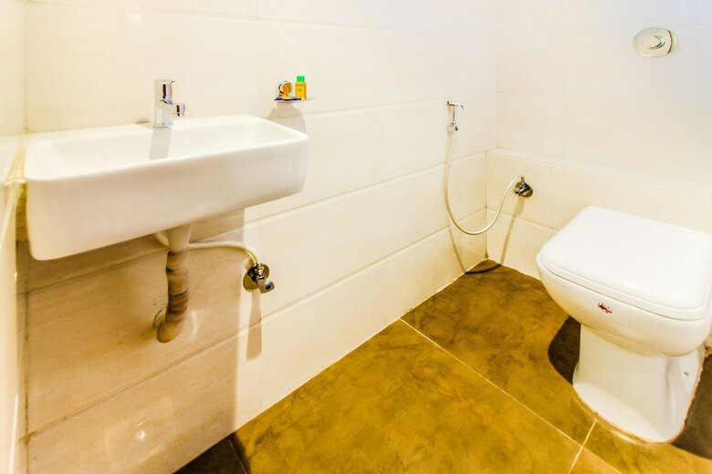 Hotel Fabexpress Sai Sunder Guestline