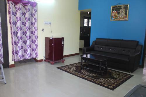 Srirangam Service Apartments