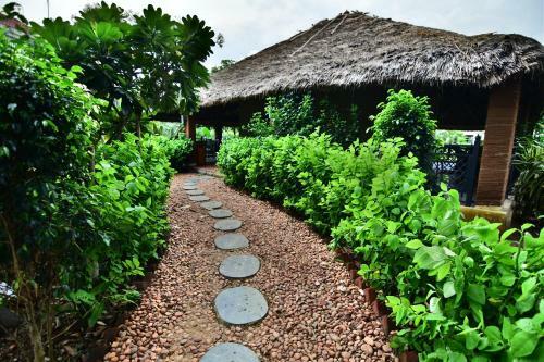 Hotel Swosti Chilika Resort