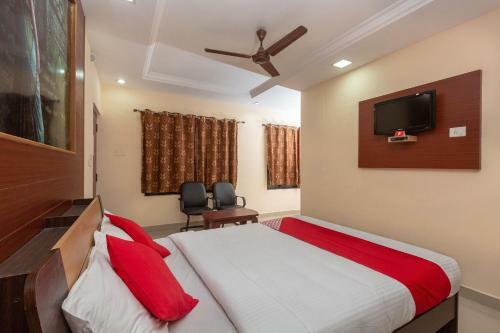 Hotel Oyo 23687 Kumaran Millennium Residency