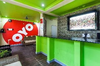 Hotel Oyo 2374 Renton Manor
