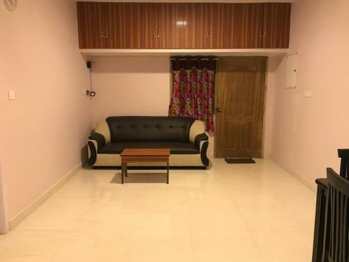 Hotel Praba Rooms And Cottages