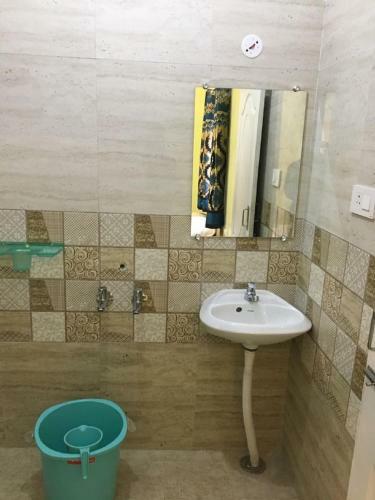 Hotel Praba Rooms And Cottages