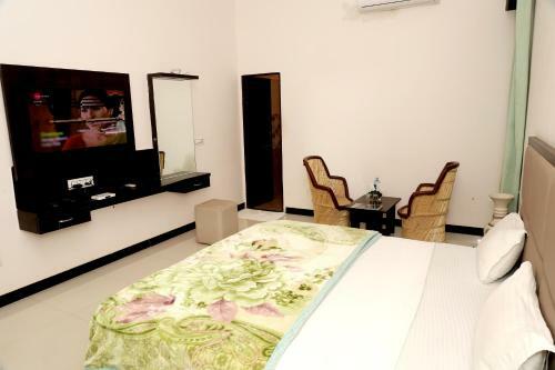 Hotel Aravali Hills Resort
