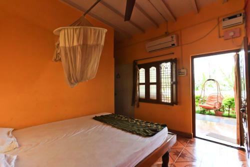Hostal Archana Guest House River View