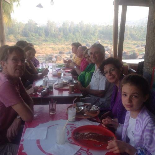 Hostal Archana Guest House River View
