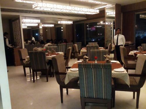 Hotel Awana