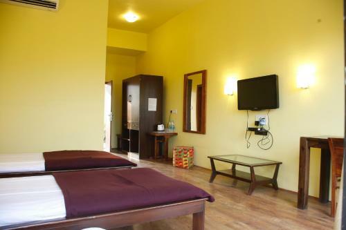 Hotel The Yellow Retreat