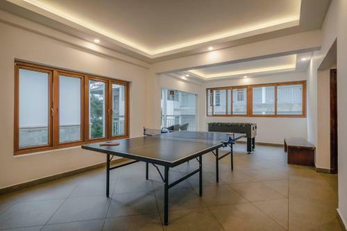 Hotel Elixir Hills Suites Resort And Spa