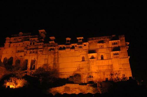 Hotel Kasera Paradise