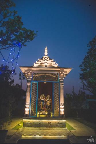 Hotel Pushp Vatika Resort & Lawns