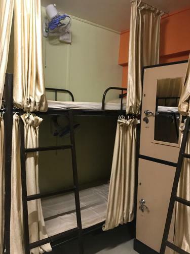 Hostal Ashirwad Guest House (Male Only)