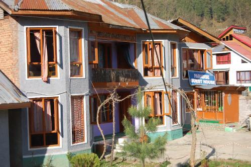 Hotel Paradise Guest House