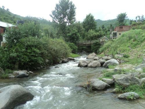 Hotel Holiday Resort River View