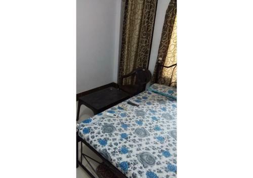 Hotel Budget Rooms On Vip Road