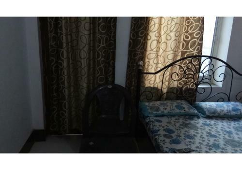Hotel Budget Rooms On Vip Road