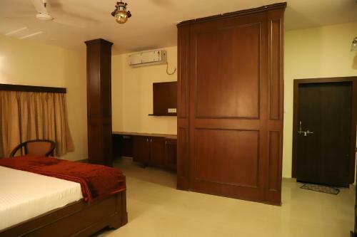 Karnavati Retreat