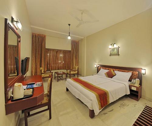 Hotel Gnanam