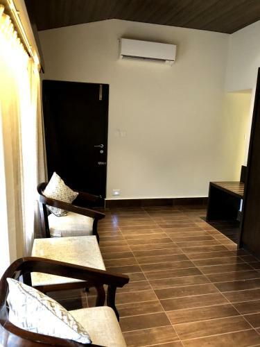 Hotel Vihangama Holiday Retreat