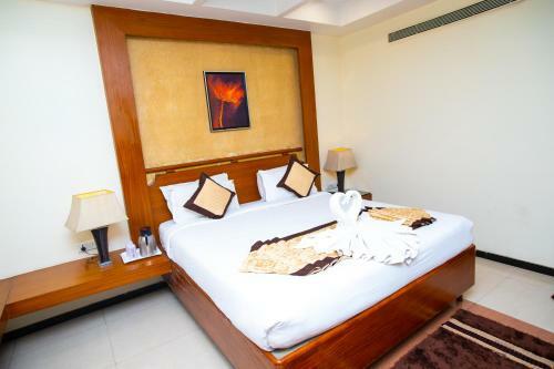 Simran Heritage(Business Hotel)