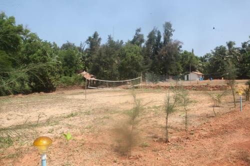 Hotel 5 Mile Beach Resort