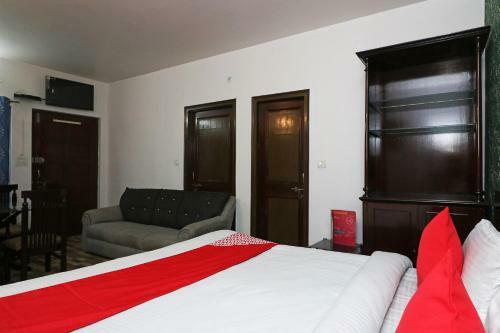 Hotel Oyo 22268 The Janvi Cottage