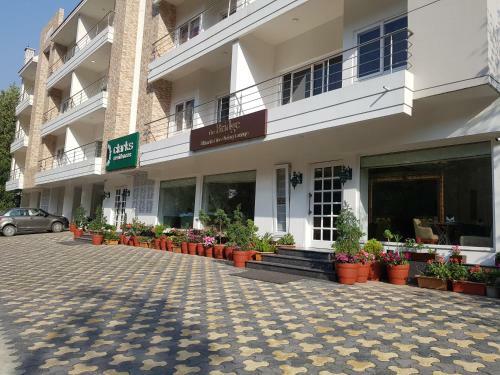 Hotel Clarks Residences Bhowali
