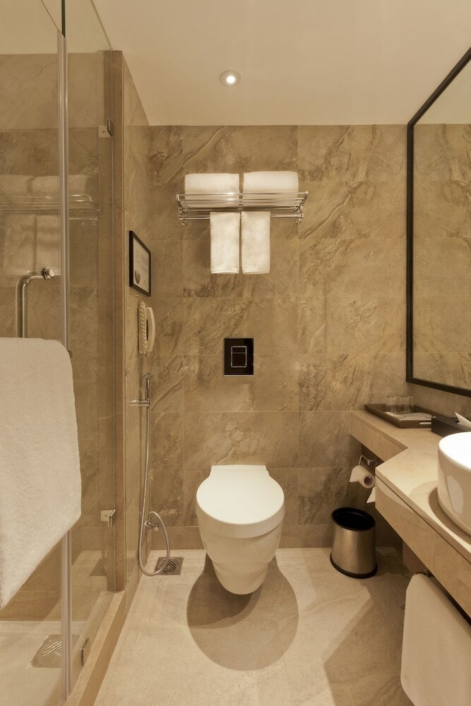 Hotel Lemon Tree Premier City Center Pune