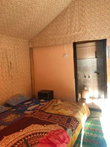 Hotel Chaukhamba Camps & Huts