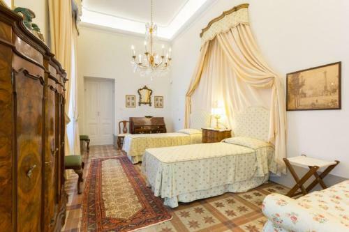 Ponte A Bozzone Villa Sleeps 15 Pool Air Con Wifi