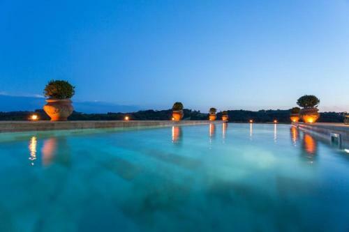 Ponte A Bozzone Villa Sleeps 15 Pool Air Con Wifi