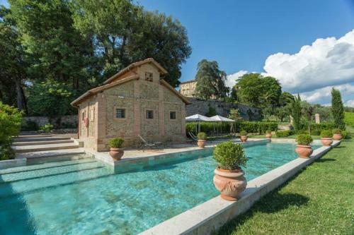 Ponte A Bozzone Villa Sleeps 15 Pool Air Con Wifi