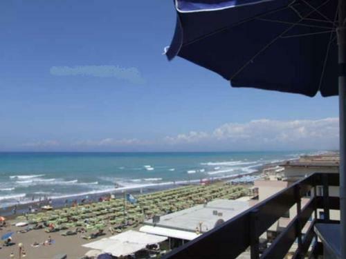 Marina Di Castagneto Carducci Apartment Sleeps 3
