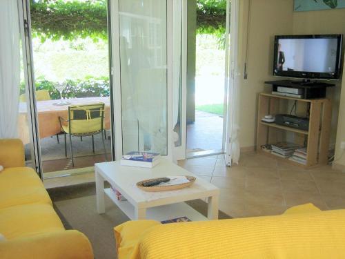 Modern Villa In Lazise With Private Pool