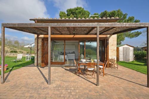 Ponte A Bozzone Villa Sleeps 4 Air Con Wifi