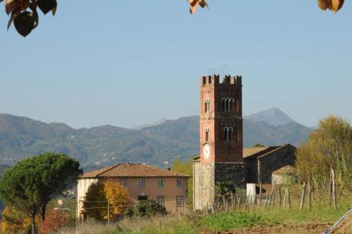 Ponte A Moriano Villa Sleeps 12 Pool Air Con Wifi