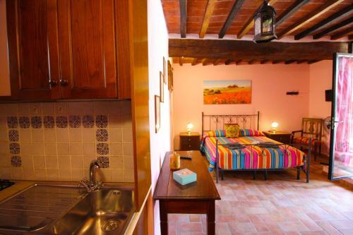 Monte San Savino Villa Sleeps 15 Pool Wifi