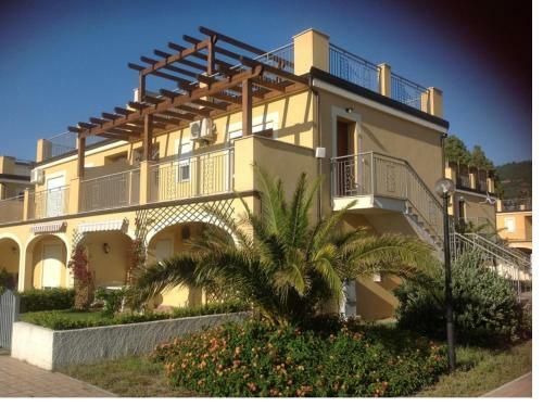 Apartamento Pizzo Beach Club