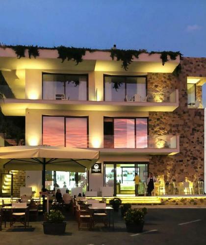 Hotel Ngonia Bay