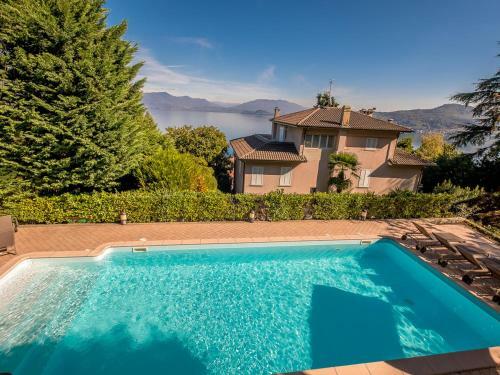 Meina Villa Sleeps 13 Pool Air Con Wifi