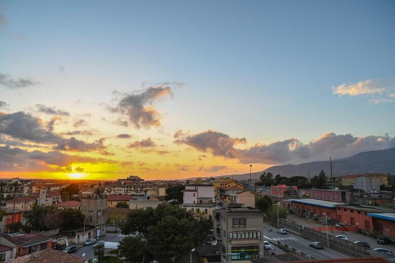 Hostal B&B Lamezia Airport
