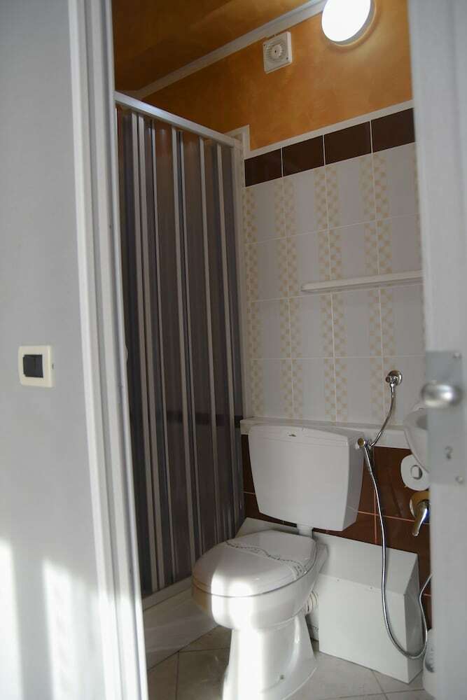 Hostal B&B Lamezia Airport